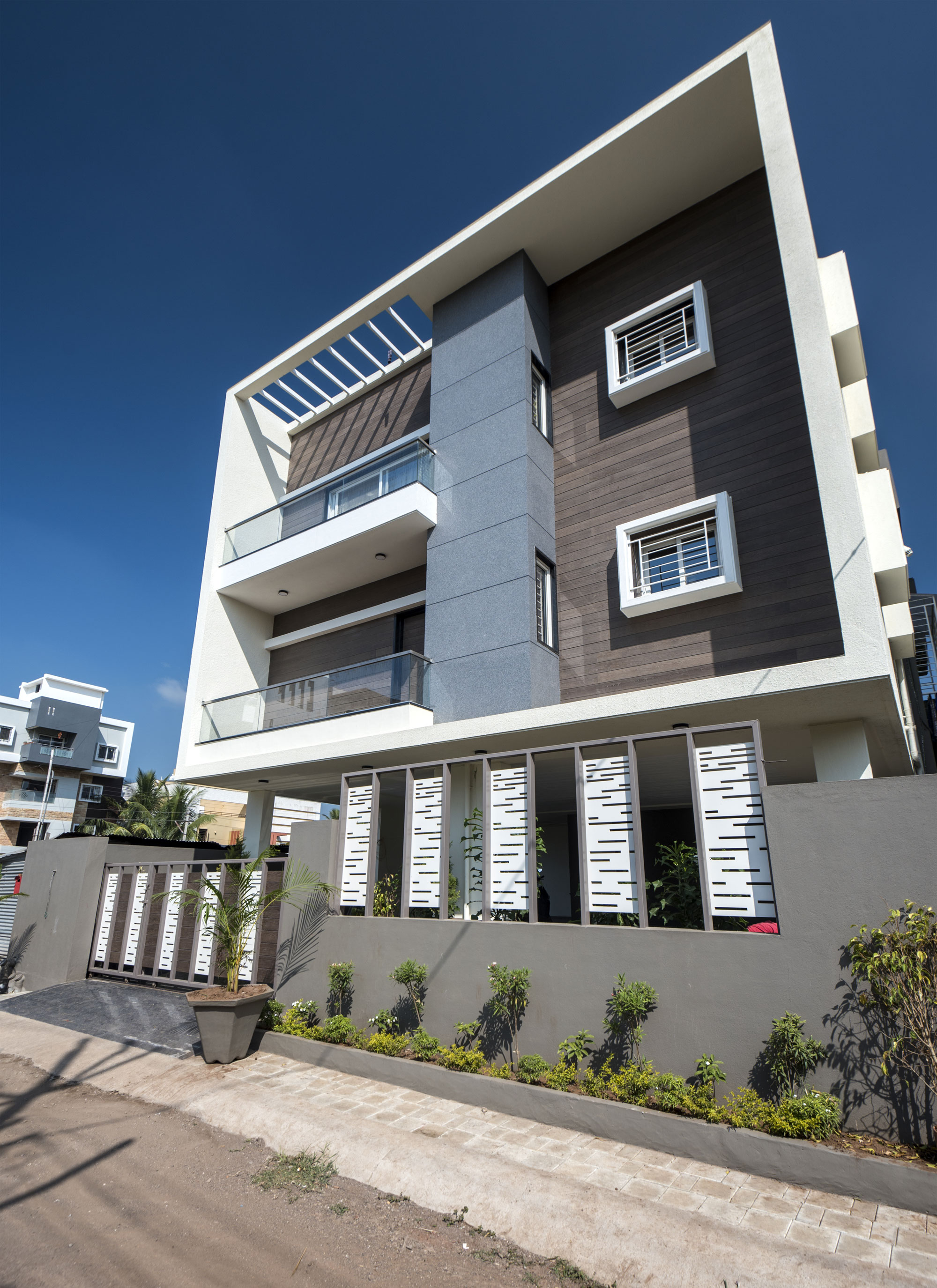 Gada House - Project by Vora Architects